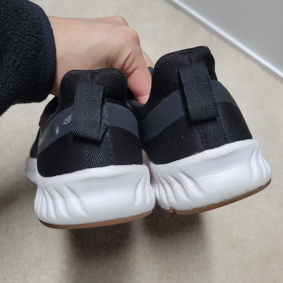 PRE-OWNED SAUCONY STRETCH & GO GLIDE MESH RUNNING SHOES - Picture 6 of 6